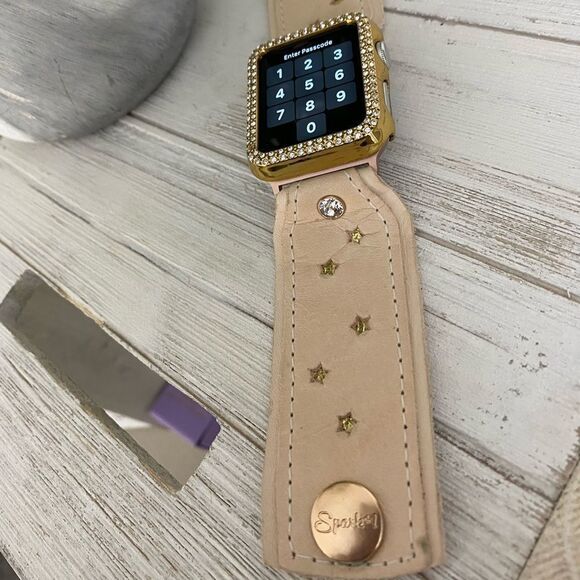 🔥 Spark*l Apple Band - Picture 8 of 13